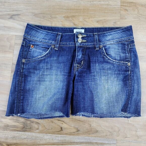 ☔️🔹️Hudson Blue Denim Raw Hem Buttoned Pocket Shorts Size 6/28 - Picture 4 of 12